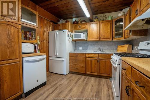 238 Peel Street, Shrewsbury, ON - Indoor Photo Showing Kitchen