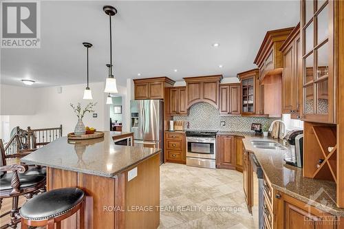 908 River Road, North Grenville, ON - Indoor Photo Showing Kitchen With Double Sink With Upgraded Kitchen