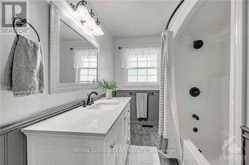 908 River Road, North Grenville, ON - Indoor Photo Showing Bathroom