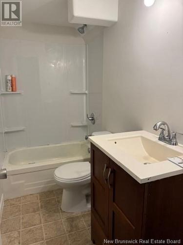 59 Second Avenue, Moncton, NB - Indoor Photo Showing Bathroom