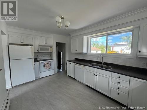 59 Second Avenue, Moncton, NB - Indoor Photo Showing Kitchen With Double Sink