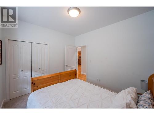 106 Saddlehorn Drive, Kaleden, BC - Indoor Photo Showing Bedroom