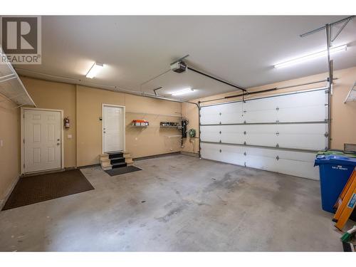 106 Saddlehorn Drive, Kaleden, BC - Indoor Photo Showing Garage