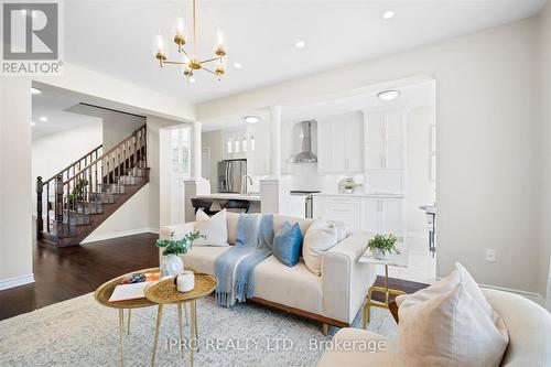 442 Grey Landing Drive, Milton (Ford), ON - Indoor Photo Showing Living Room