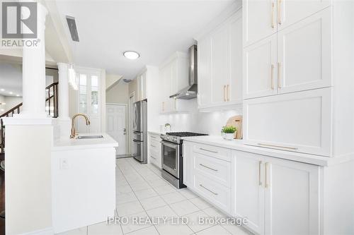 442 Grey Landing Drive, Milton (Ford), ON - Indoor Photo Showing Kitchen