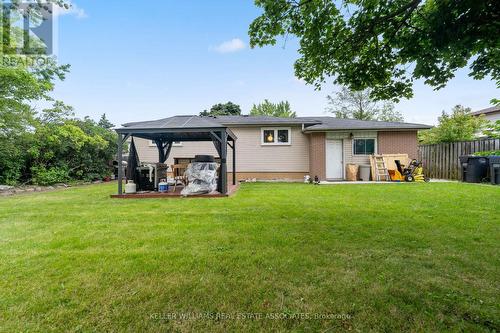 32 Dunblaine Crescent, Brampton, ON - Outdoor With Backyard With Exterior