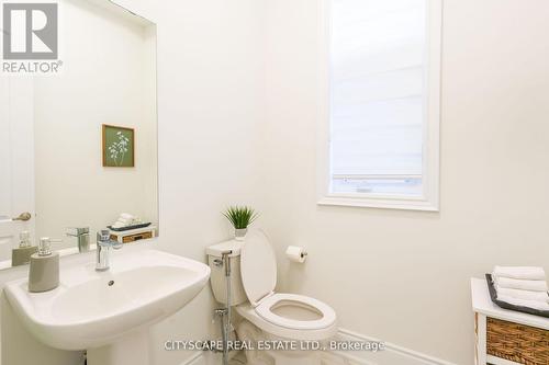 2405 Irene Crescent, Oakville (Glen Abbey), ON - Indoor Photo Showing Bathroom