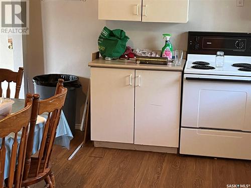 128 1St Avenue S, Coronach, SK - Indoor Photo Showing Kitchen