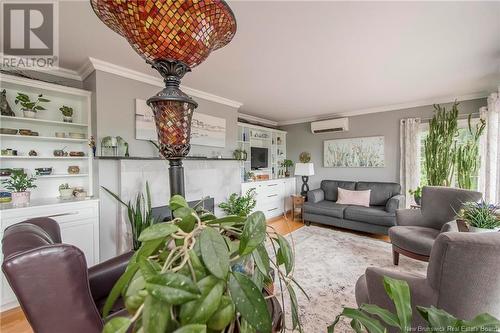 118 Kennebecasis River Road, Hampton, NB - Indoor Photo Showing Living Room