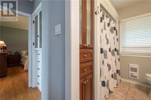 118 Kennebecasis River Road, Hampton, NB - Indoor Photo Showing Bathroom