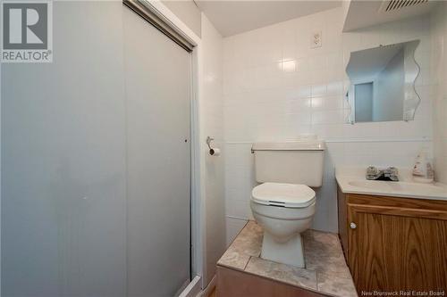 118 Kennebecasis River Road, Hampton, NB - Indoor Photo Showing Bathroom