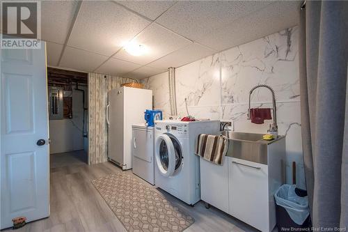 118 Kennebecasis River Road, Hampton, NB - Indoor Photo Showing Laundry Room