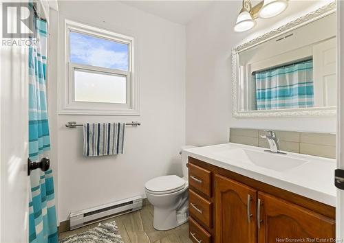 112 Palisade Drive, Moncton, NB - Indoor Photo Showing Bathroom