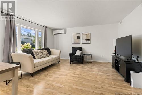 112 Palisade Drive, Moncton, NB - Indoor Photo Showing Living Room