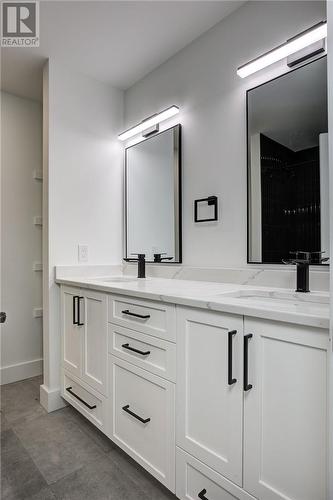 2963 Windstar Avenue, Chelmsford, ON - Indoor Photo Showing Bathroom