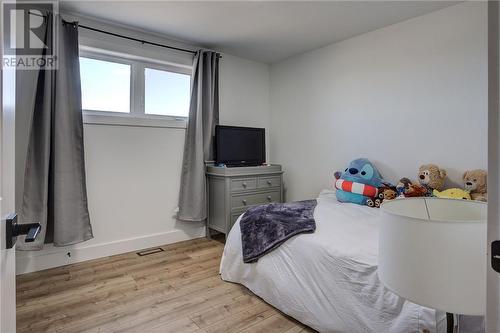 2963 Windstar Avenue, Chelmsford, ON - Indoor Photo Showing Bedroom