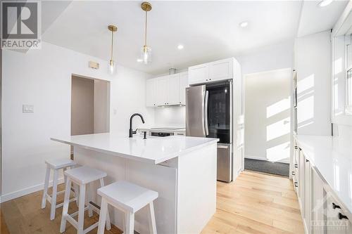 1137 Checkers Road, Ottawa, ON - Indoor Photo Showing Kitchen With Upgraded Kitchen