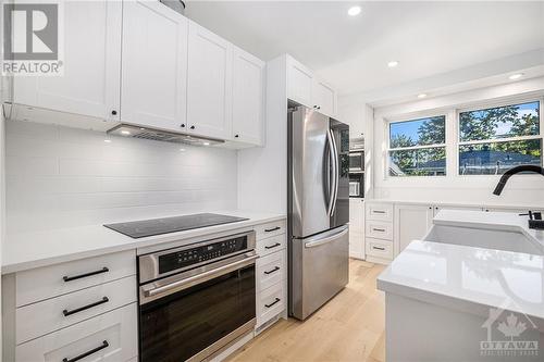 1137 Checkers Road, Ottawa, ON - Indoor Photo Showing Kitchen With Upgraded Kitchen