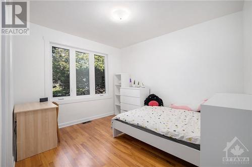 1137 Checkers Road, Ottawa, ON - Indoor Photo Showing Bedroom