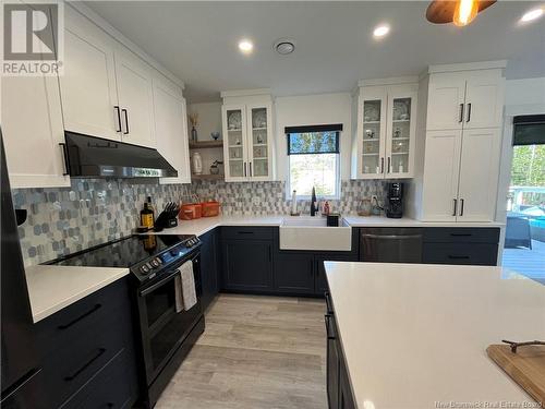 76 Guy, Shediac, NB - Indoor Photo Showing Kitchen With Upgraded Kitchen