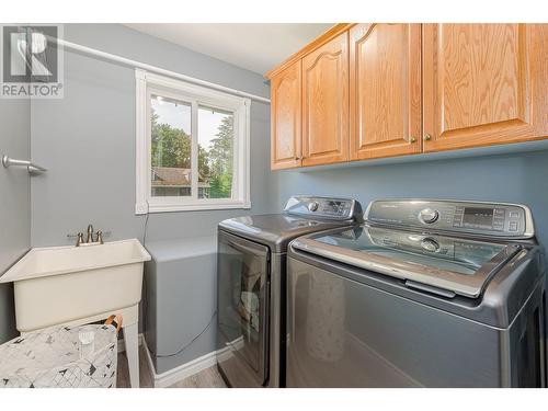 160 Carlin Street, Grindrod, BC - Indoor Photo Showing Laundry Room