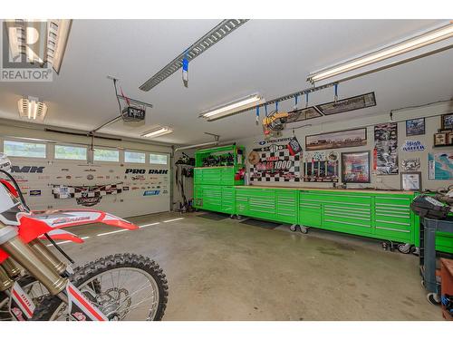 160 Carlin Street, Grindrod, BC - Indoor Photo Showing Garage