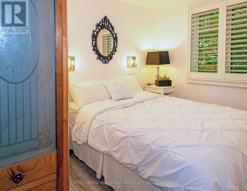 34 Deweys Island, Kawartha Lakes, ON - Indoor Photo Showing Bedroom