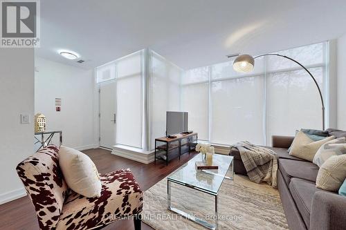 Th01 - 62 Dan Leckie Way, Toronto, ON - Indoor Photo Showing Living Room