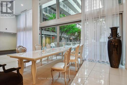 326 - 75 Portland Street, Toronto (Waterfront Communities), ON - Indoor Photo Showing Dining Room