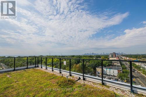 411 - 2301 Danforth Avenue, Toronto (East End-Danforth), ON - Outdoor With Balcony With View