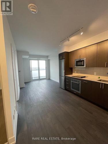 2510 - 2550 Simcoe Street N, Oshawa (Windfields), ON - Indoor Photo Showing Kitchen