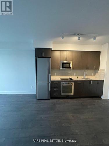 2510 - 2550 Simcoe Street N, Oshawa (Windfields), ON - Indoor Photo Showing Kitchen