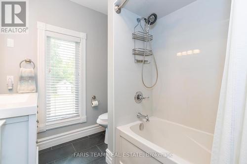 62 Fletcher Crescent, New Tecumseth (Alliston), ON - Indoor Photo Showing Bathroom