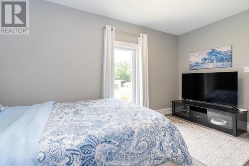 62 Fletcher Crescent, New Tecumseth, ON - Indoor Photo Showing Bedroom