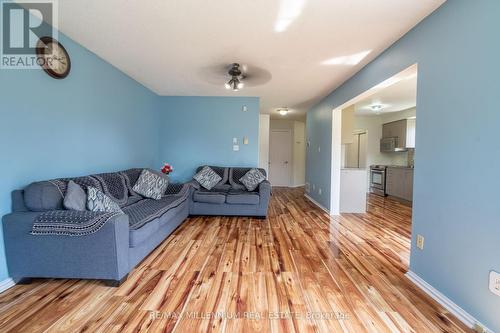 2 Rundle Crescent, Barrie (Holly), ON - Indoor Photo Showing Living Room