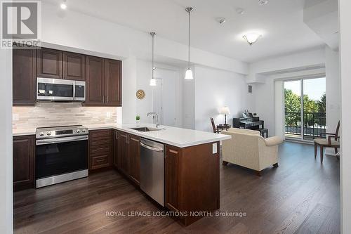 408 - 1 Hume Street, Collingwood, ON - Indoor Photo Showing Kitchen With Upgraded Kitchen