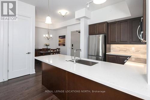 408 - 1 Hume Street, Collingwood, ON - Indoor Photo Showing Kitchen With Upgraded Kitchen