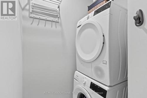 2006 - 15 Queen Street S, Hamilton, ON - Indoor Photo Showing Laundry Room