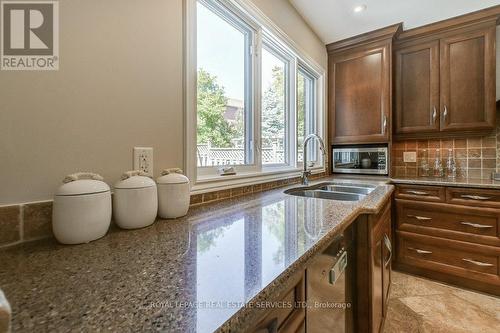 2169 Grand Ravine Drive, Oakville (River Oaks), ON - Indoor Photo Showing Kitchen With Double Sink