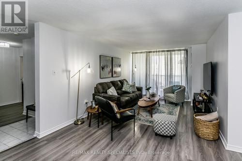 1708 - 21 Knightsbridge Road, Brampton (Queen Street Corridor), ON - Indoor Photo Showing Living Room