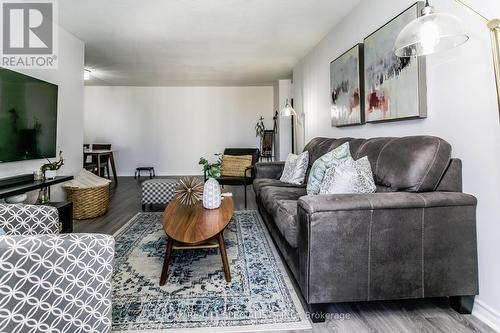 1708 - 21 Knightsbridge Road, Brampton (Queen Street Corridor), ON - Indoor Photo Showing Living Room