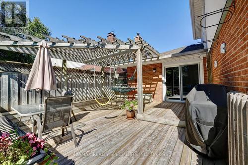 2312 Homelands Drive, Mississauga (Sheridan), ON - Outdoor With Deck Patio Veranda With Exterior