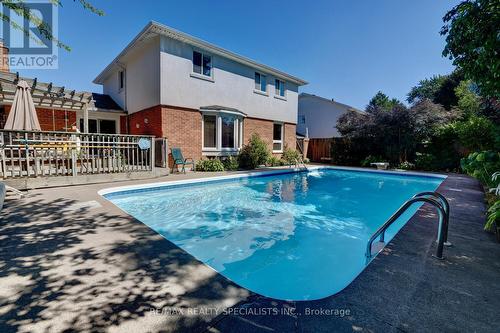 2312 Homelands Drive, Mississauga, ON - Outdoor With In Ground Pool With Backyard