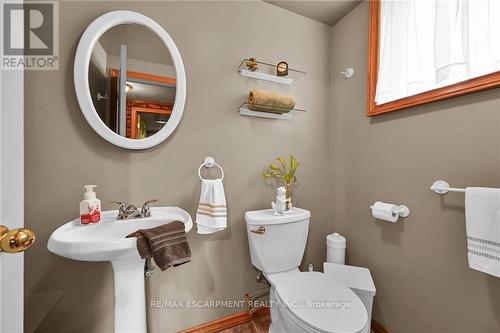 1 Eden Place, Norfolk (Simcoe), ON - Indoor Photo Showing Bathroom