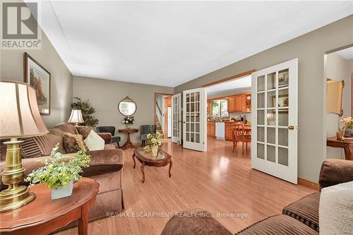 1 Eden Place, Norfolk (Simcoe), ON - Indoor Photo Showing Living Room