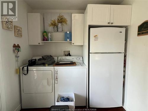 1429-1431 East Shore Road, Pelee Island, ON - Indoor Photo Showing Laundry Room