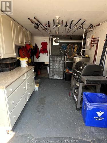 1429-1431 East Shore Road, Pelee Island, ON - Indoor Photo Showing Garage