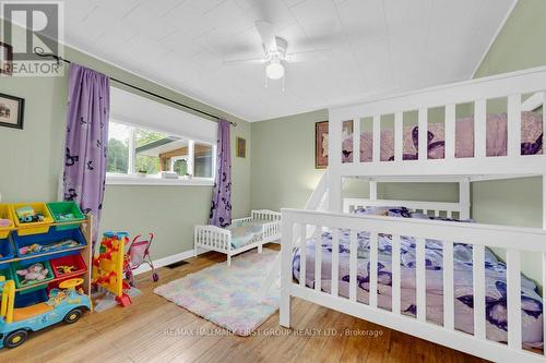 527 Baptist Church Road, Quinte West, ON - Indoor Photo Showing Bedroom