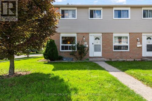 94 - 90 Tiffany Drive, London, ON - Outdoor