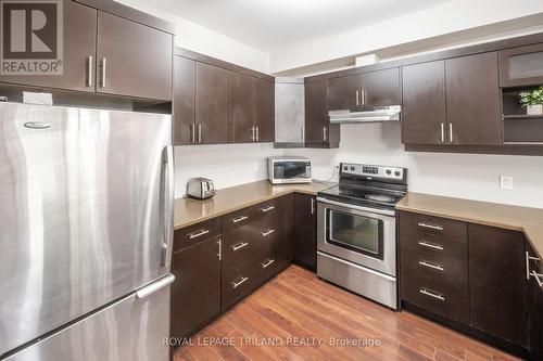 49 - 112 North Centre Road, London, ON - Indoor Photo Showing Kitchen With Stainless Steel Kitchen